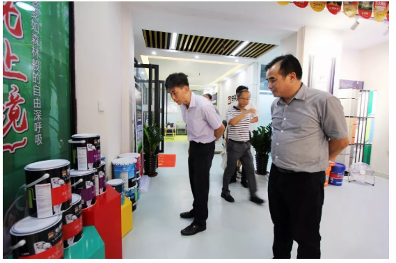 热烈欢迎顺德区统战部部长谢顺辉、顺德区常委领导莅临我司指导！