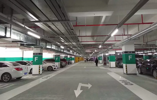 上海市高铁站地下停车场无机涂料工程
